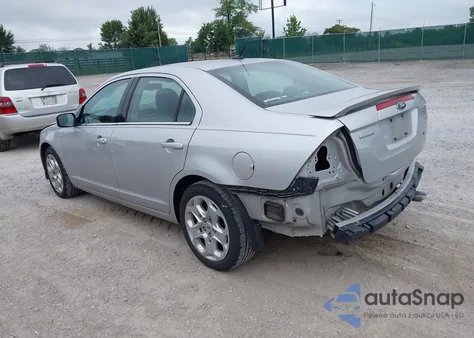 2010 Ford Fusion Se z USA, uszkodzony, nr VIN 3FAHP0HA7AR388265